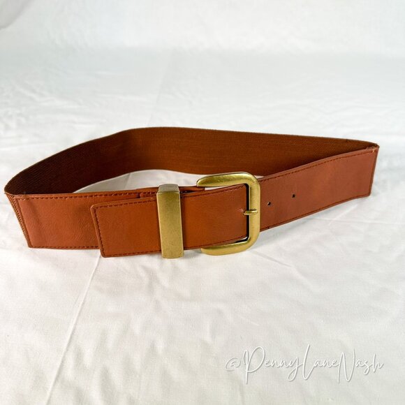 Forever 21 Accessories - Forever 21 Faux Leather Stretchy Classic Belt